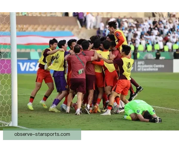 中国男篮力克强敌挺进亚洲杯四强再创辉煌展现团队拼搏精神赢得全场喝彩